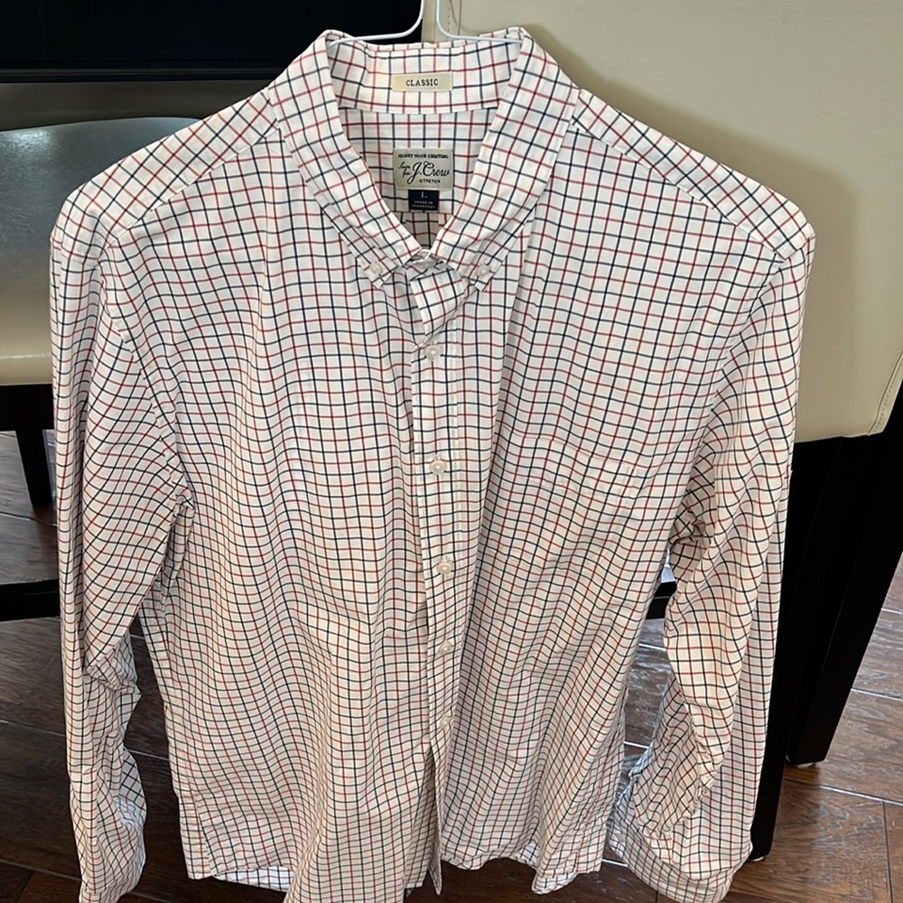 Mens J Crew button down shirt. Classic secret wash. Large
